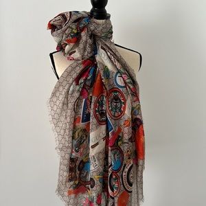 Gucci scarf